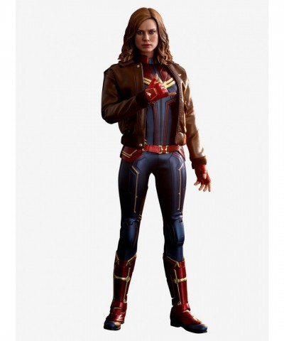 Marvel Captain Marvel Deluxe Sixth Scale Figure by Hot Toys